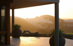 Property grounds - Almonta Park Lodge (Coffin Bay)