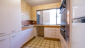 Kühlschrank, Ofen, Toaster