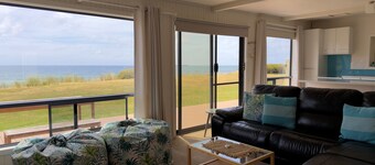 Sandy Shores on Irby - Beach frontage at beautiful Sisters Beach