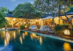 Outdoor pool - Stunning Stylish Comfort in Seminyak Heart of Upscale Villa (Badung)