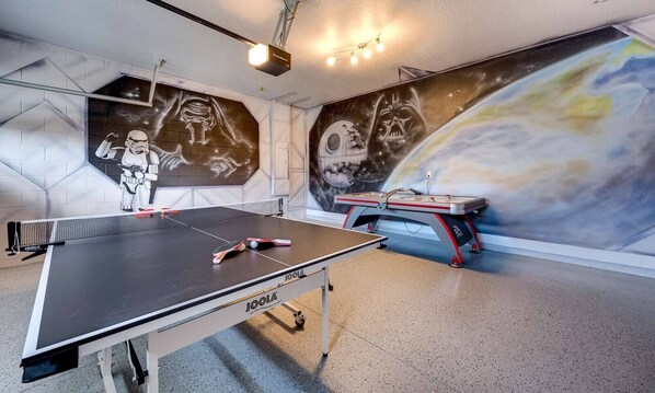 Spielezimmer