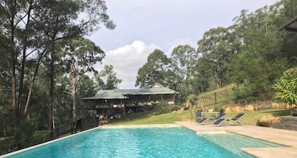 Yanada Country Retreat