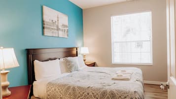 4 bedrooms, iron/ironing board, WiFi