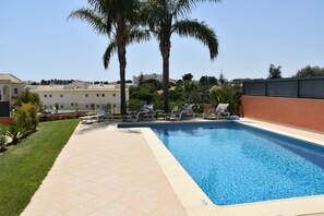 Outdoor pool, a heated pool - Luxury Villa With Private Heated Swimming Pool (Albufeira)