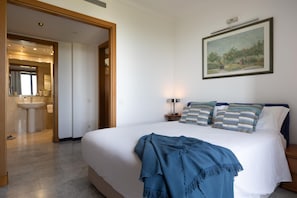 2 bedrooms, Internet, bed sheets - APARTMENT SEA VIEWS IN BARCELONA (Barcelona)
