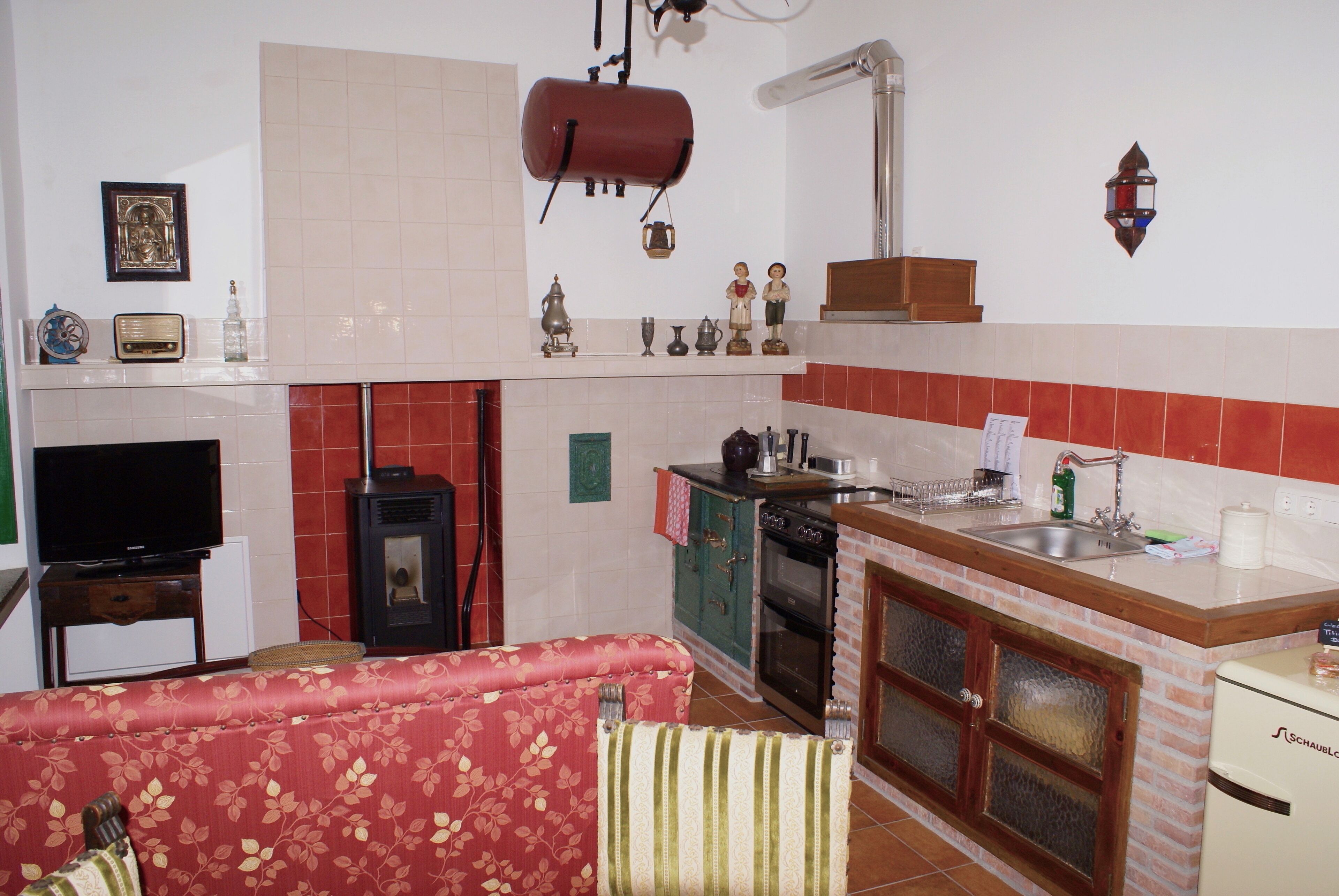 La Cañota Suite King Room Adults Only, living room, bedroom, kitchen and bathroom