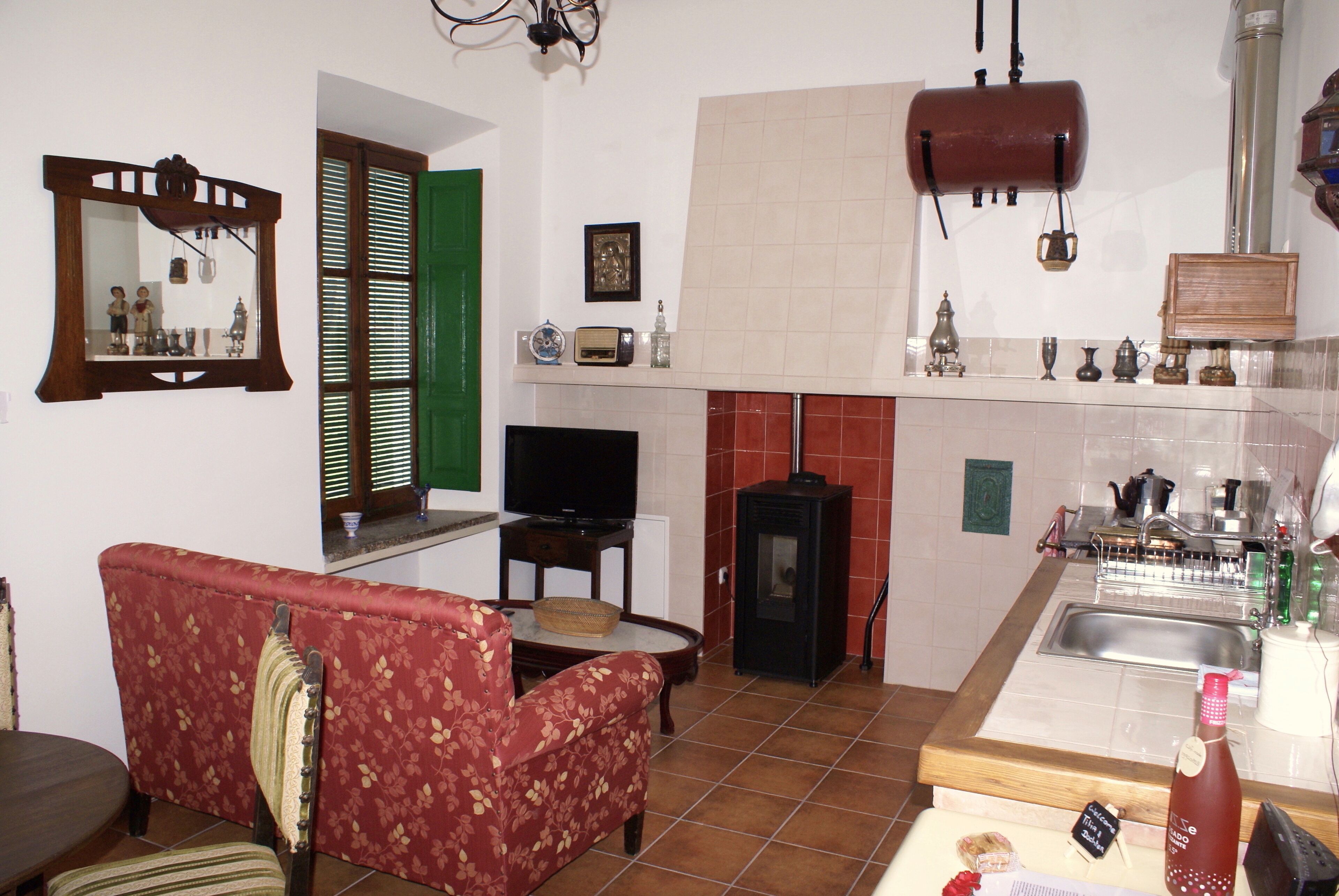 La Cañota Suite King Room Adults Only, living room, bedroom, kitchen and bathroom