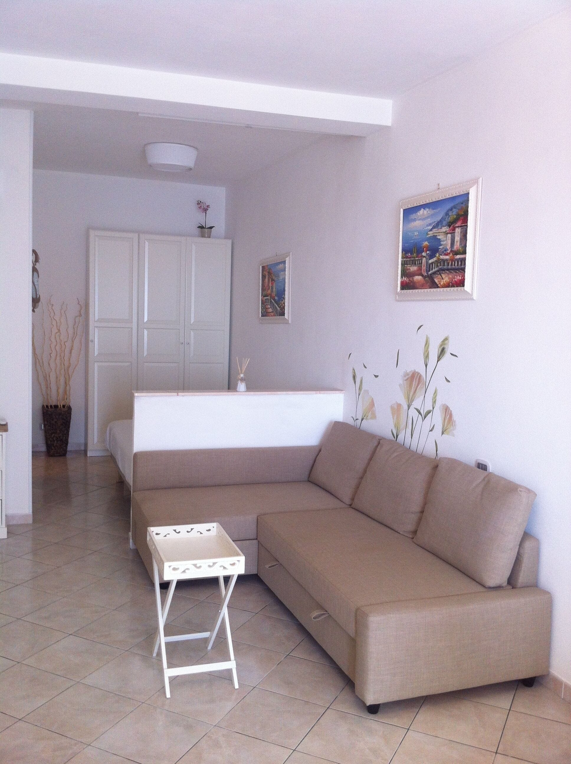 TV, lettore DVD, impianto stereo