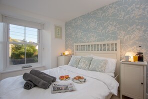 2 makuuhuonetta, silitysrauta/-lauta, vauvan matkasänky, Wi-Fi