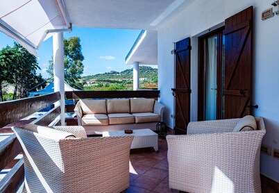 Welcome to Villa Mirta: Your Tranquil Retreat in Alghero