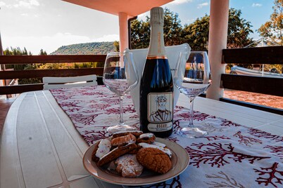 Welcome to Villa Mirta: Your Tranquil Retreat in Alghero