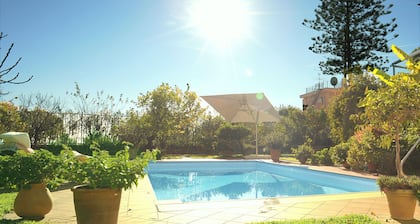 Wunderschöne Villa mit privatem Pool und Garten