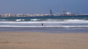 Beach nearby, beach towels - Villa Dwarika, Home away from home, with private heated pool  (Caleta de Fuste)