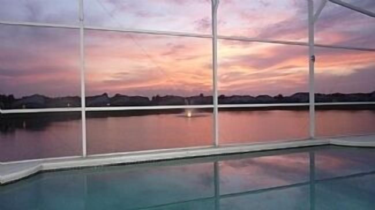 Villa with Spectacular Lake View
