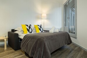 1 chambre, fer et planche à repasser, Wi-Fi, draps fournis