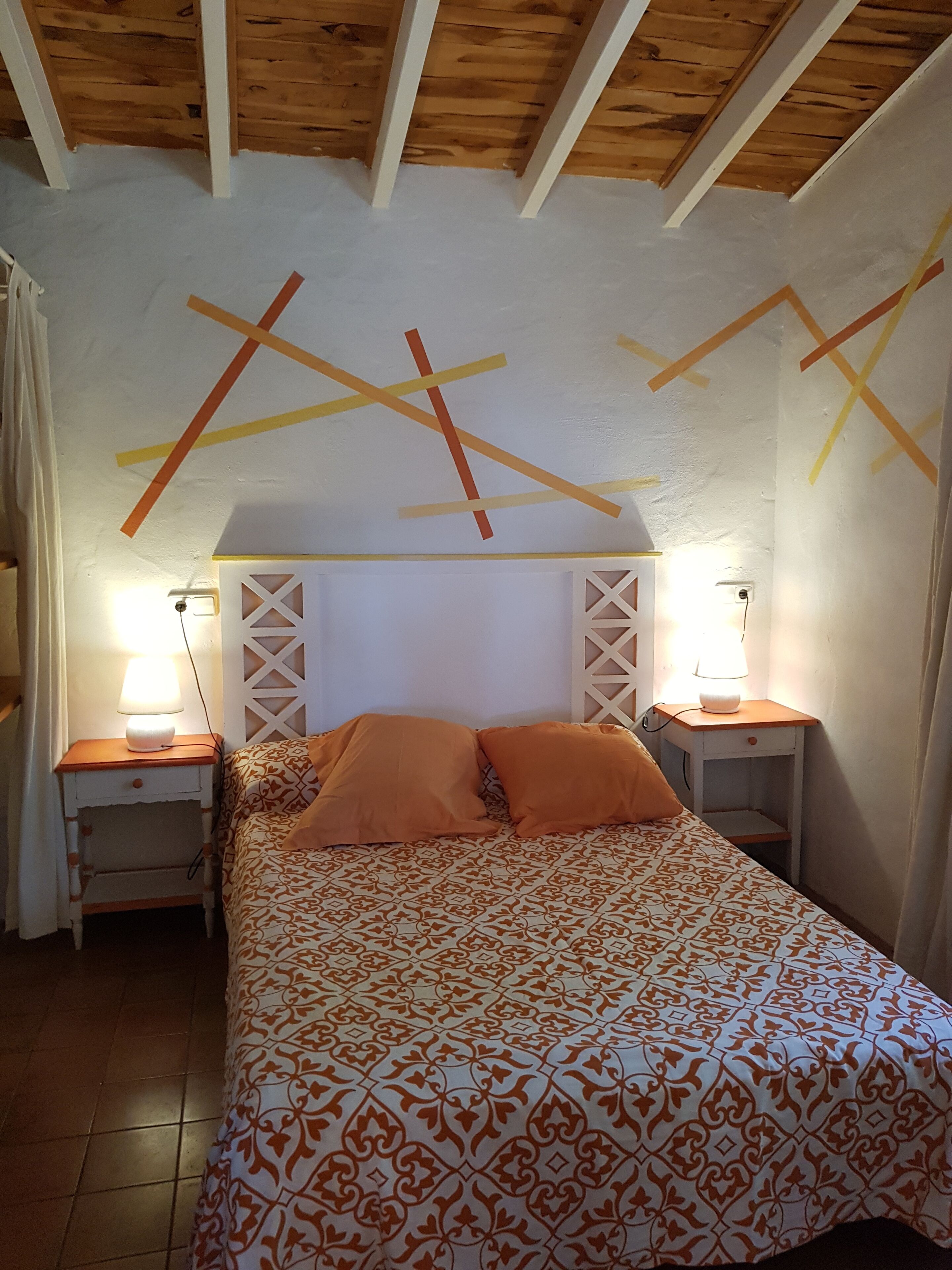 House with patio in the woods 200 meters from the sea