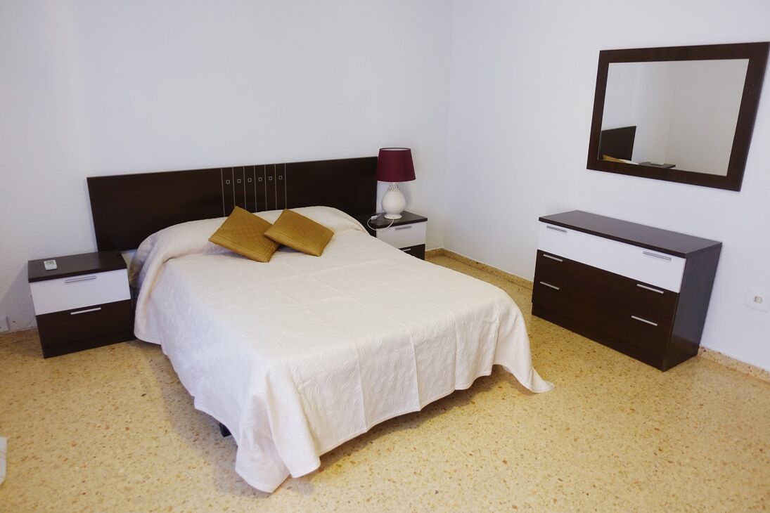 SPACIOUS AND LUMINOUS APARTMENT (VT-46643-V) XÁTIVA