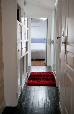 Interior - Esprit Zen_ Nice Apartment 8 pers with private Hammam. (Bordeaux)