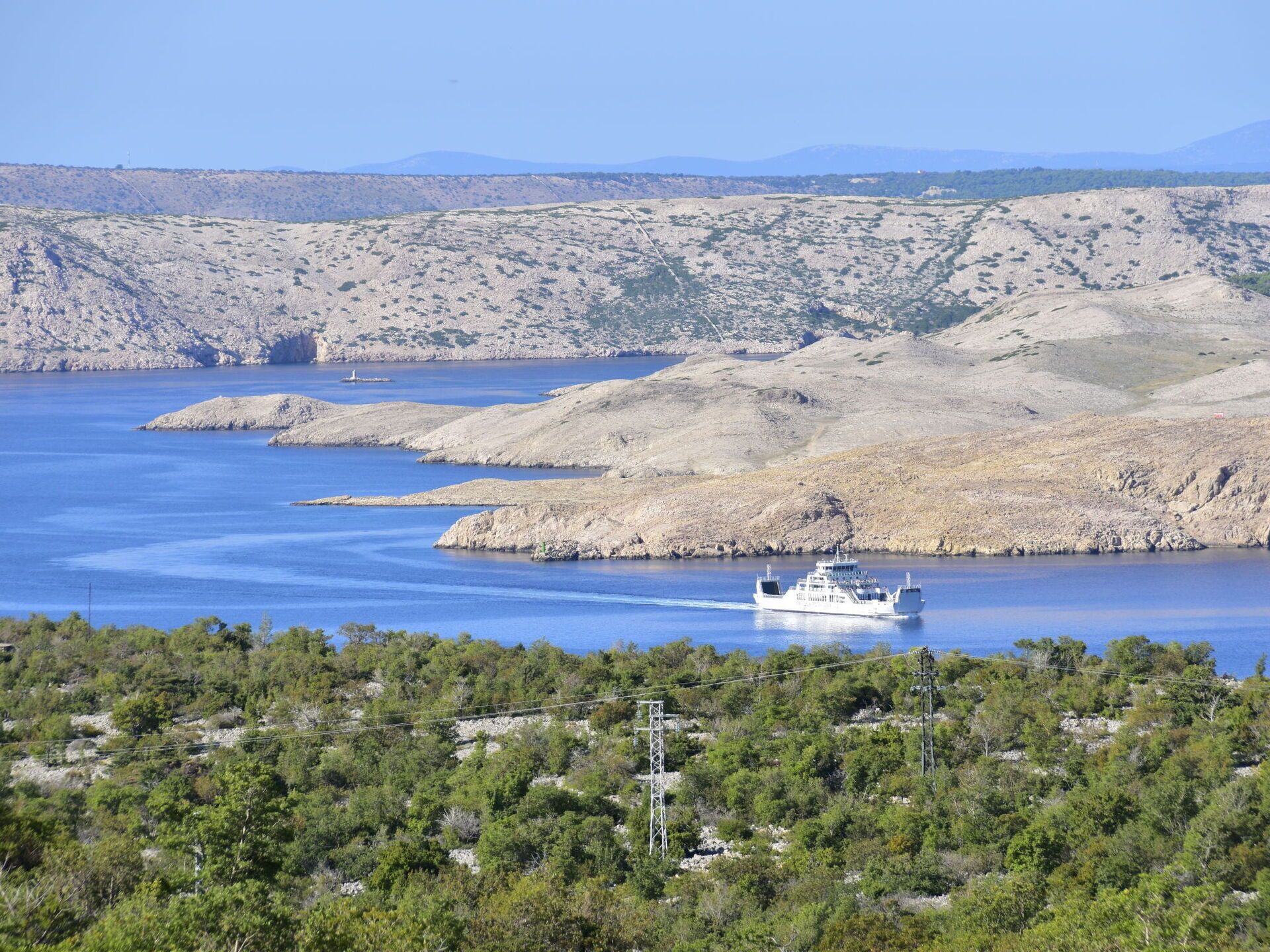 L'Eau, Ciel, Bateau, Plante, Communauté Des Plantes, Paysage Naturel, Navire, Montagnes, Cotiers Et Relief Océaniques, Lac
