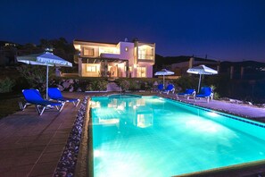 Piscine extérieure
