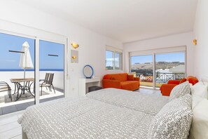3 makuuhuonetta, silitysrauta/-lauta, ilmainen Wi-Fi, vuodevaatteet