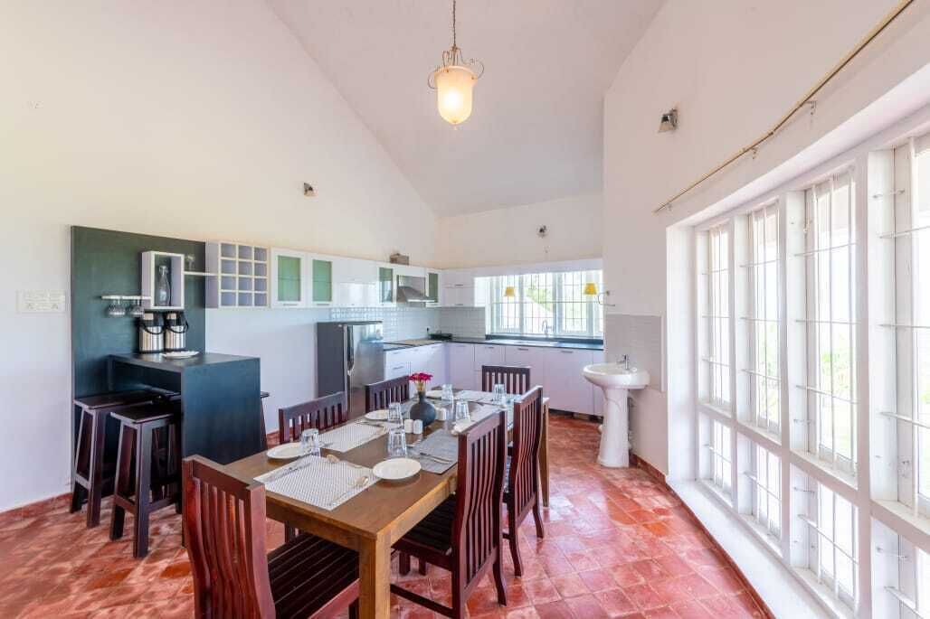 Serenity....a hillside retreat