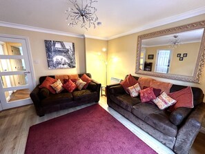 Smart TV, Netflix, DVD player, books - York city centre apartment, North Yorkshire, England (York)