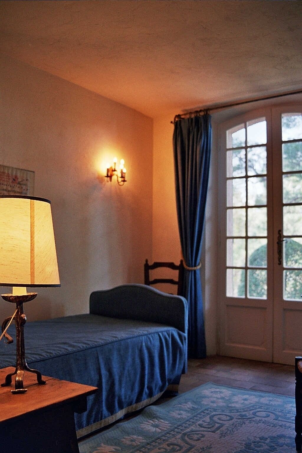 Romantic elegant villa with private pool, park and spectacular views