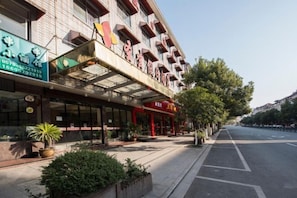 Exterior - Sunshine Holiday Hotel (Dongyang)