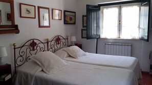 3 Schlafzimmer, Bügeleisen/Bügelbrett, Bettwäsche