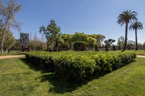 Property grounds - spacious and bright apartment next to Arc del Triomf (Barcelona)