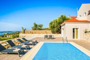 Villa, 2 Schlafzimmer, eigener Pool, Meerblick | Eigener Pool