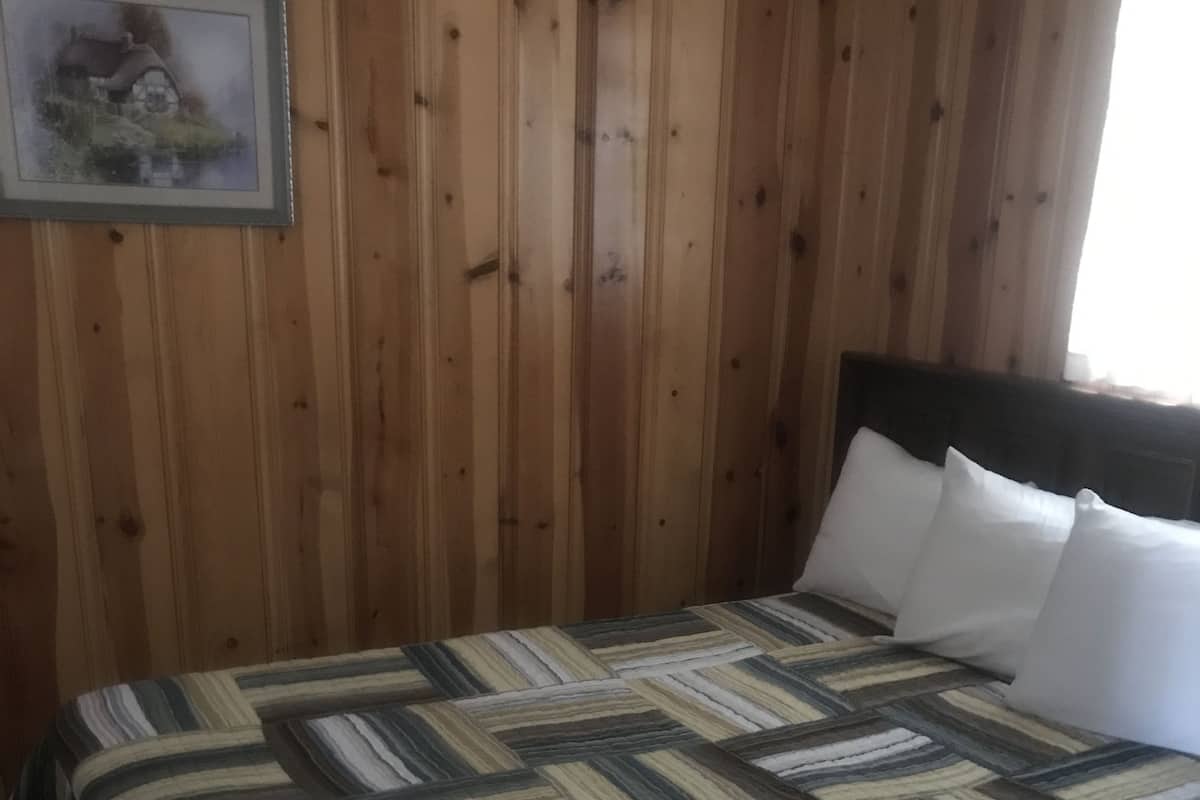 Quadrupla Classic, 2 letti queen, non fumatori | Wi-Fi gratuito, lenzuola