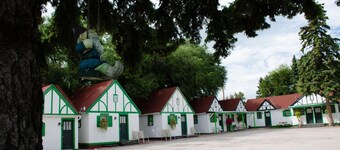 Chalet Motel