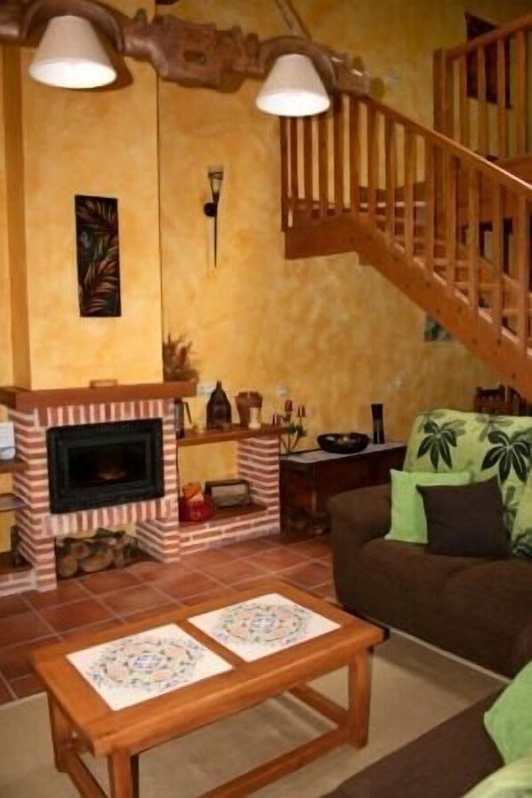 TV, fireplace, DVD player, stereo