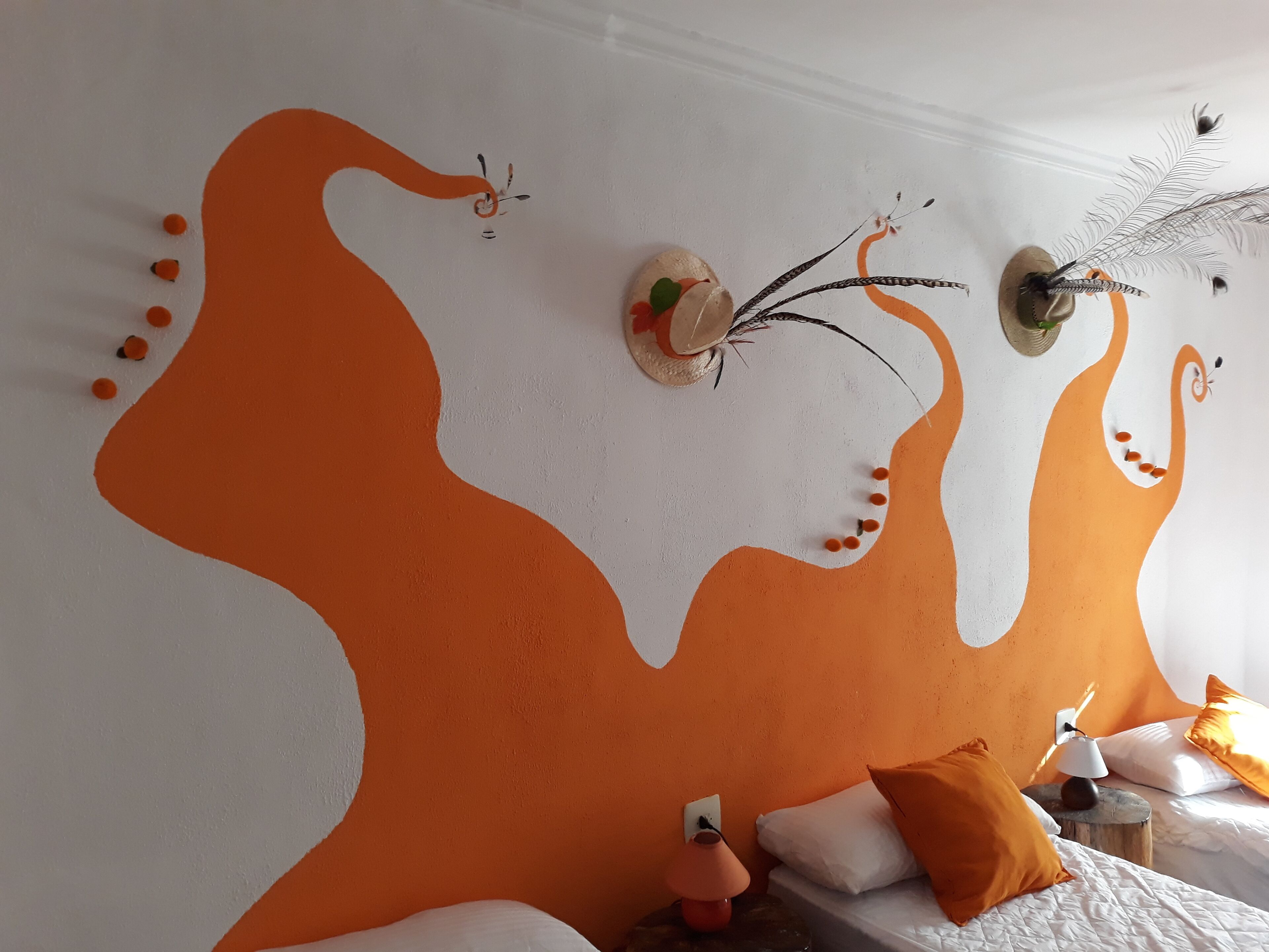 5 chambres, fer et planche à repasser, lit parapluie