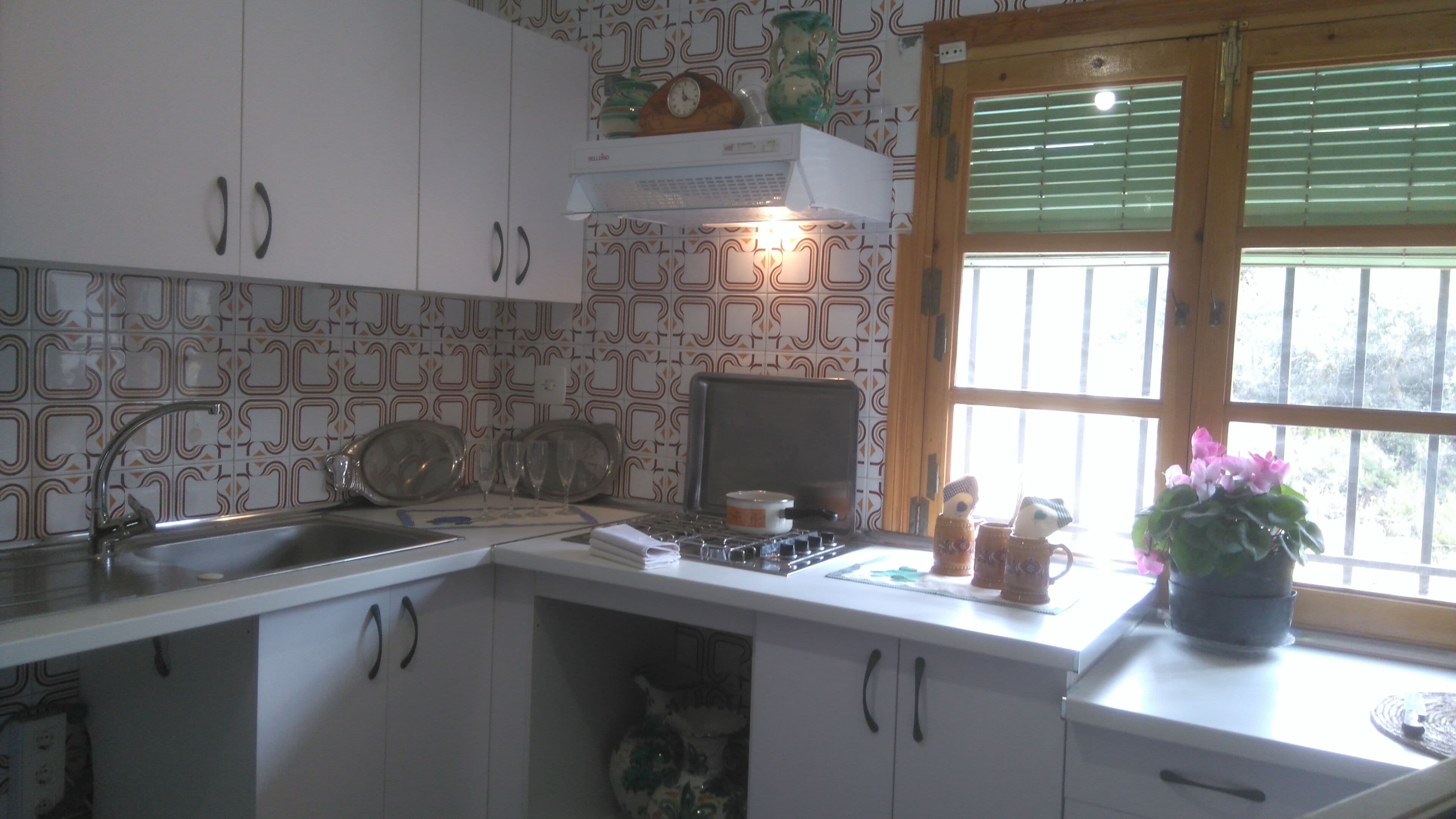 Køleskab, mikrobølgeovn, ovn, opvaskemaskine