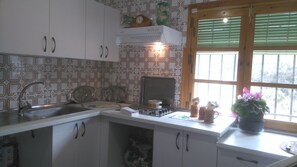 Refrigerador, microondas, horno, lavavajillas