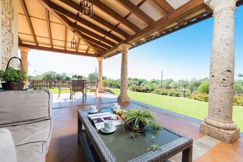 CAN VALERO :) Nice Finca 10 hengelle Palma. WiFi ja AC