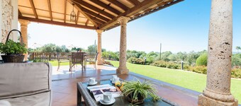 CAN VALERO for 12 people in Palma with Swimming pool