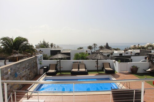 Luxueuse villa avec piscine privée chauffée