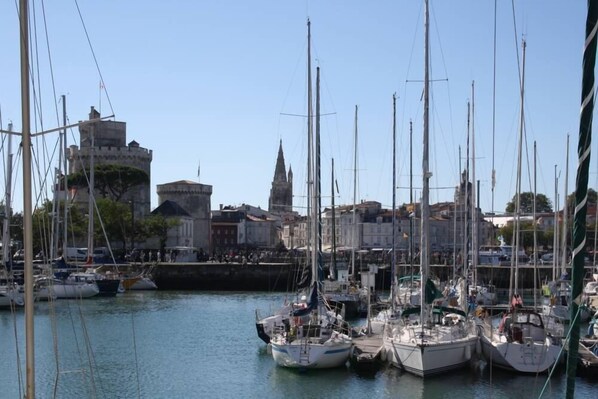 Marina - Typical and relaxing house with heated swimming pool near down town La Rochelle (La Rochelle)