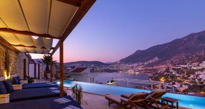 PREMIUM Villa Yar, Huge Private Heated Pool & Jacuzzi. All Rooms Sea View