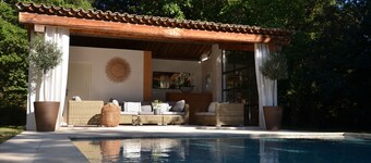  BEAUTIFUL FARMHOUSE IN PROVENCE..