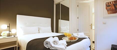 1 bedroom, in-room safe, free WiFi, bed sheets