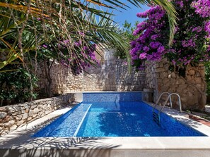 Pool - Wonderful private villa for 6 people with WIFI, private pool, A/C, TV and terrace (Solin)