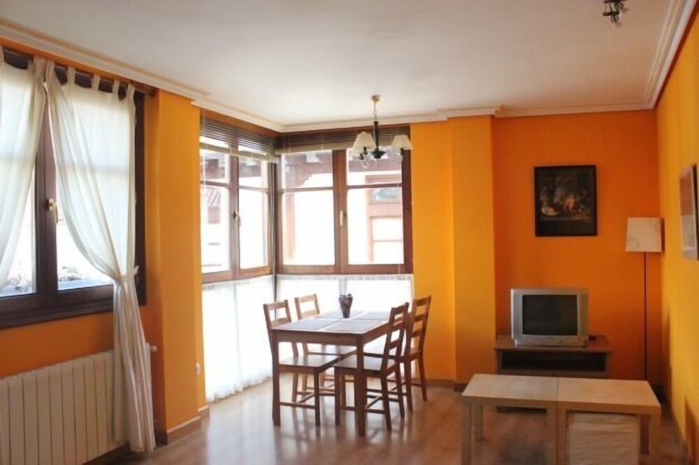 Altuzarra rural apartments for 4-6 people