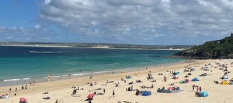 Lovely, light and spacious Ground Floor Apartment With Terrace in St.Ives