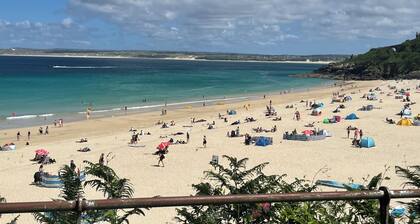 Lumineux, spacieux, bel appartement au rez-de-chaussée à St Ives, Cornwall