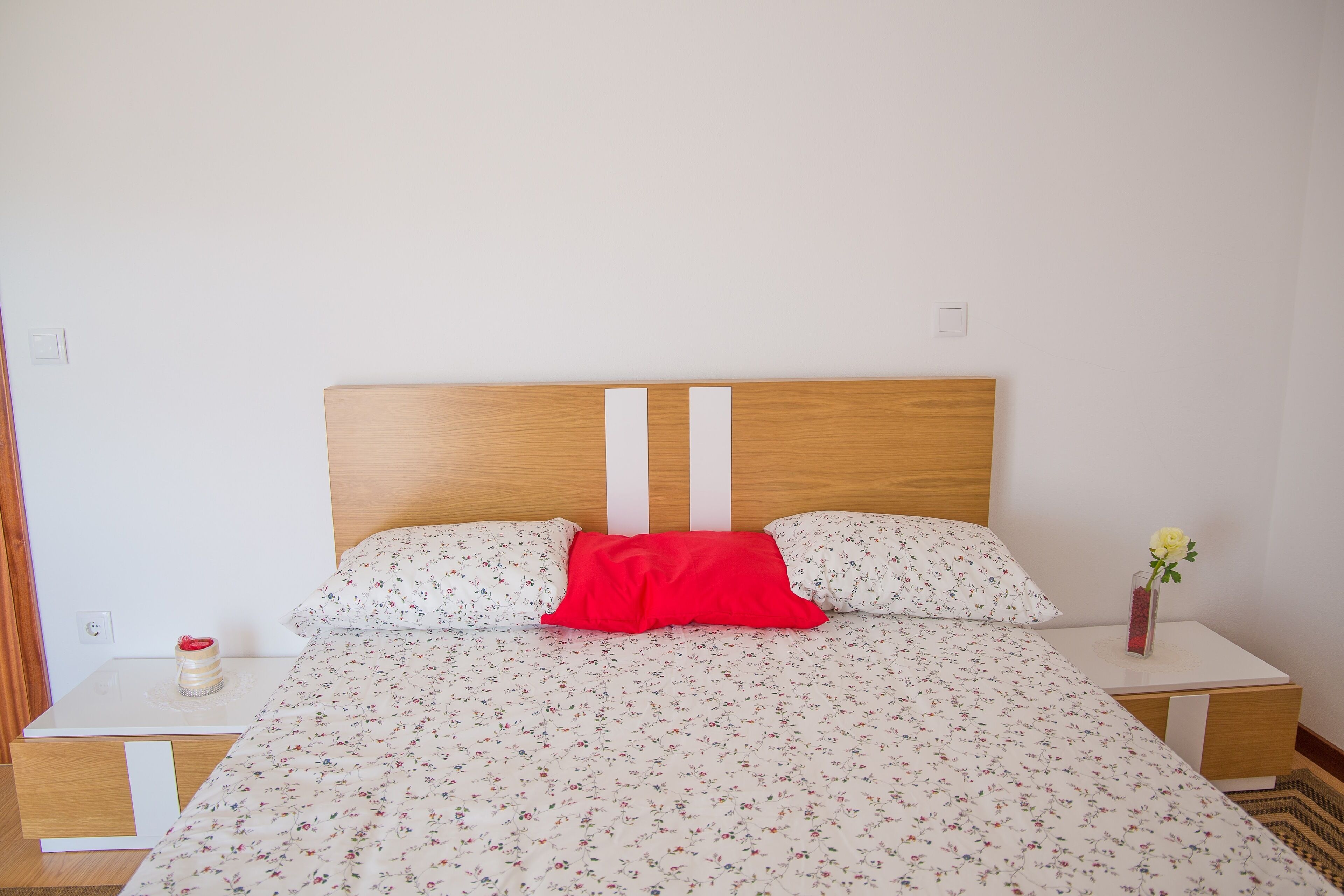 Beautiful rebuilt cottage with jaccuzi